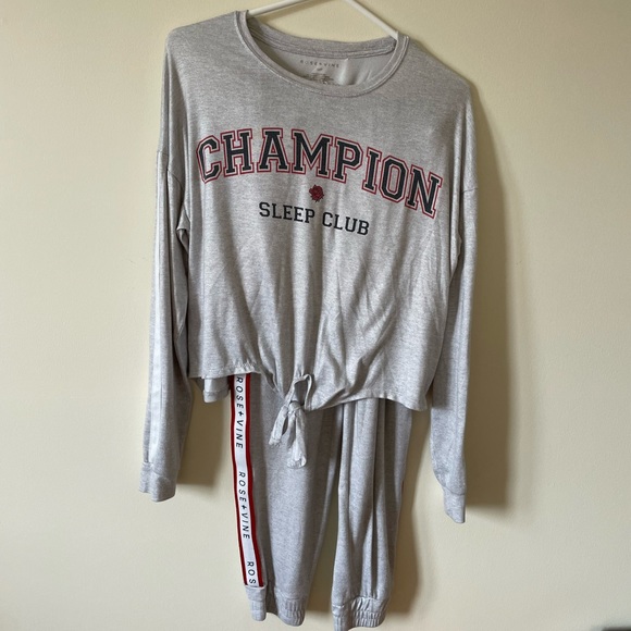 Rose+Vine Grey Pyjama Set - Picture 2 of 4